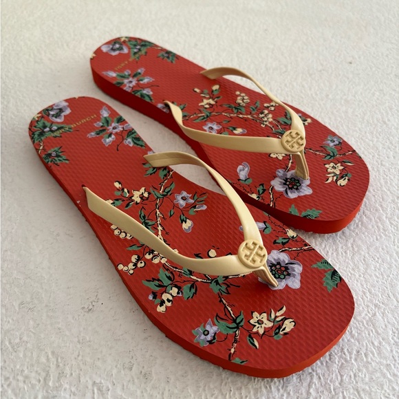Tory Burch thin flip flops NWT - Picture 3 of 8